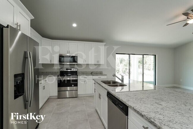 Building Photo - 817 Acton Ave