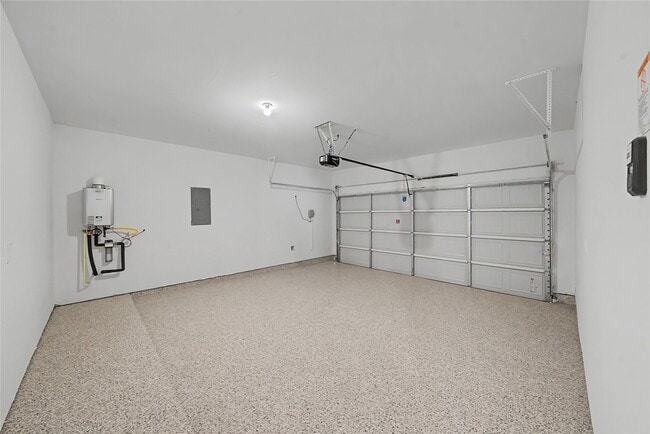 Building Photo - 4215 Camden Lakes St