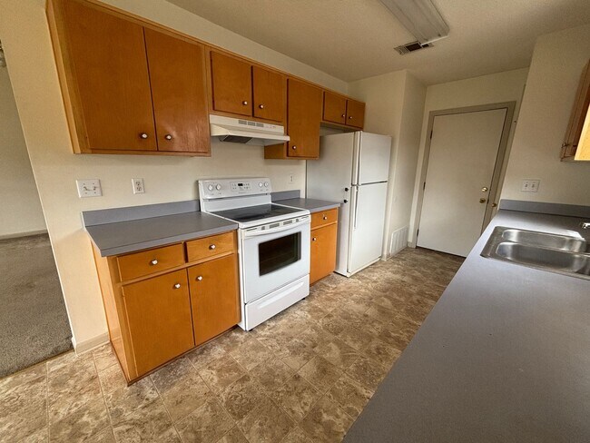 Building Photo - 1129 Ivey Terrace