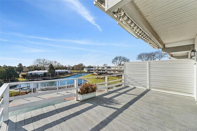 Building Photo - 35 Library Ave