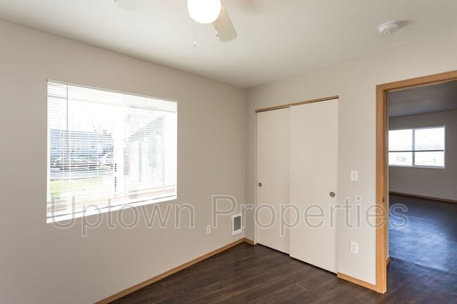 Building Photo - 7230 NE 18th Ave