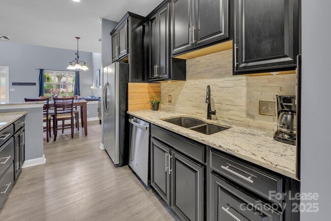 Building Photo - 18710 Ramsey Cove Dr