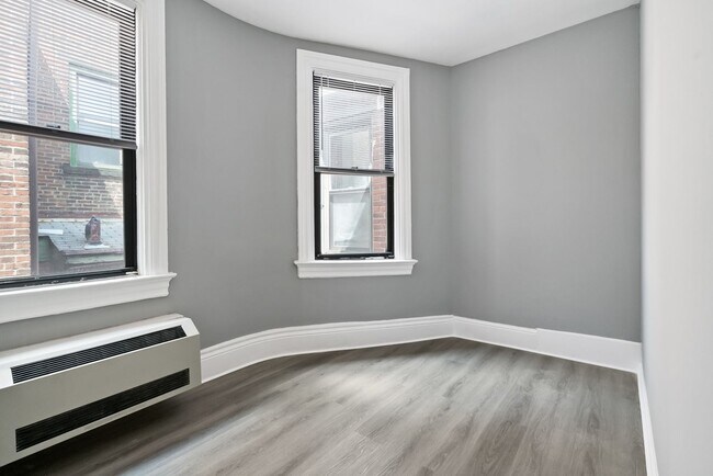 Building Photo - 22 Bedford Square