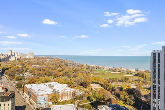 Building Photo - 70 W Burton Pl