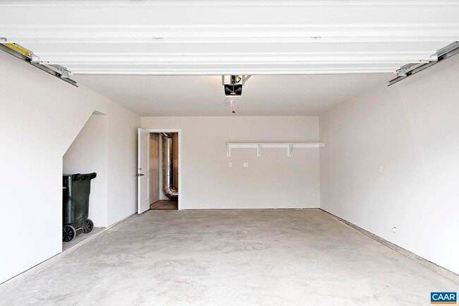 Building Photo - 917 Belmont Ave