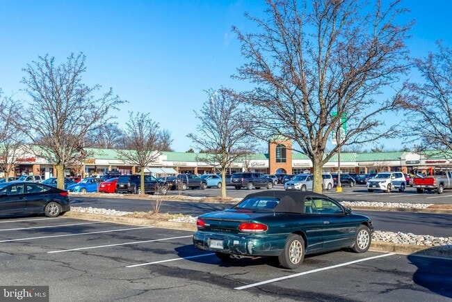 Building Photo - 6620 Potomac Ave