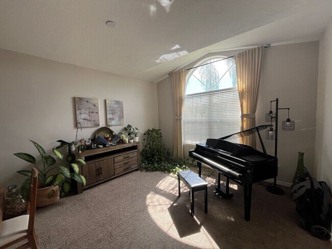 Building Photo - 2023 Great Falls Way