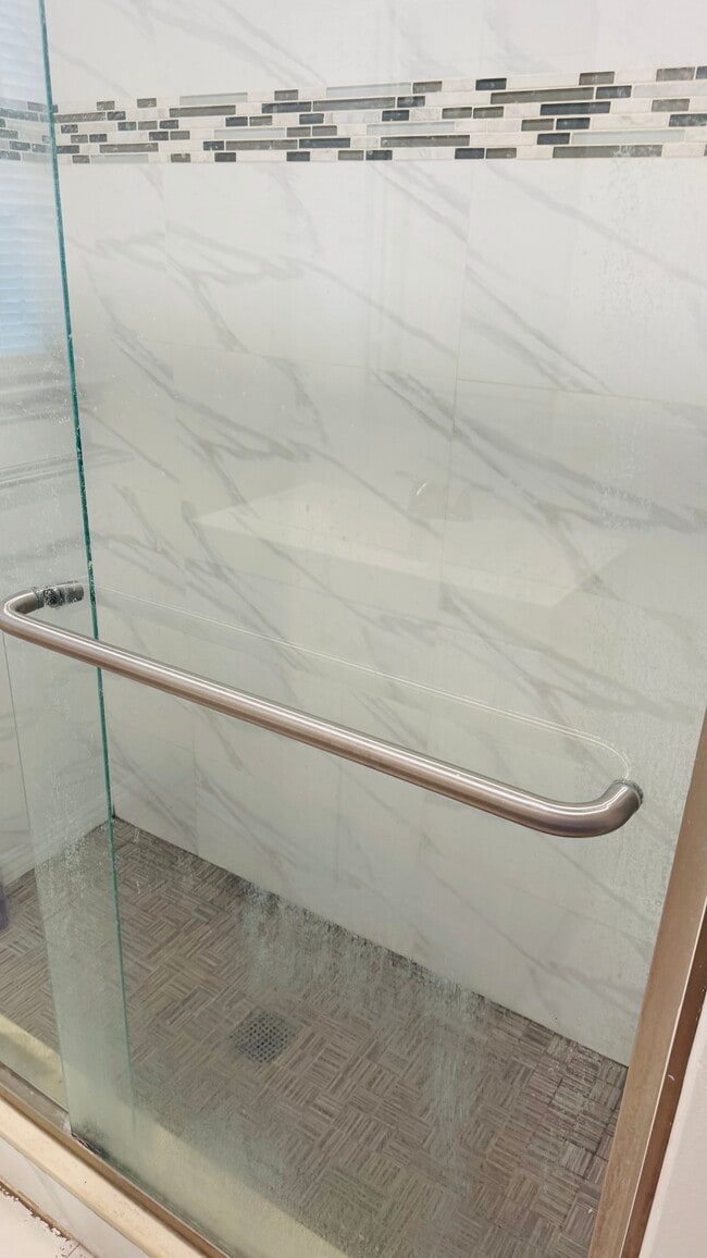 Building Photo - 515 N Nicholson Ave