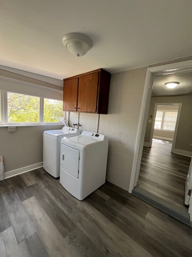 Building Photo - Charming 2 Bedroom / 1 Bath Home in Joelto...