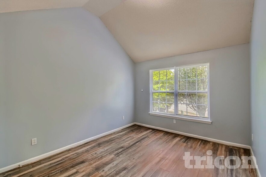 Building Photo - 904 Ambeau Cir