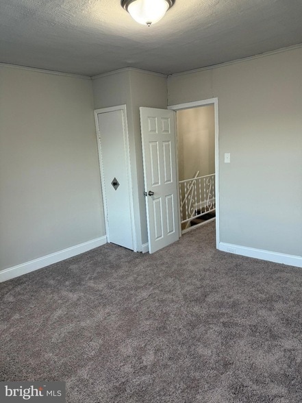 Building Photo - 7250 Radbourne Rd