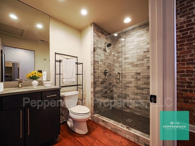 Building Photo - 149 S Daniel Morgan Ave