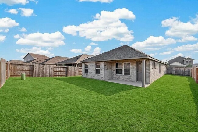 Building Photo - 7423 Sunlit Hbr Dr