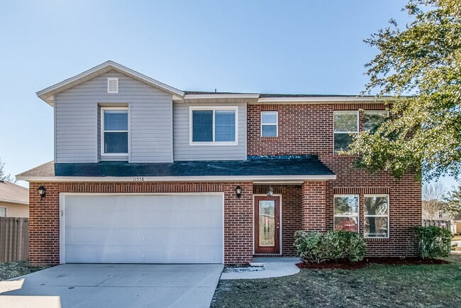 Building Photo - 11558 Brian Lakes Dr N