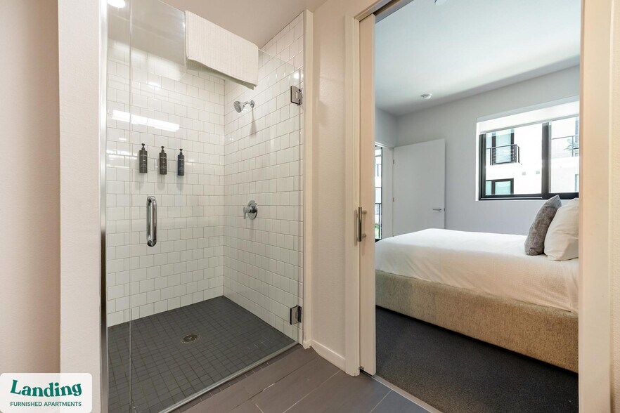 Building Photo - 372 Fourth Ave