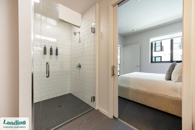 Building Photo - 372 Fourth Ave