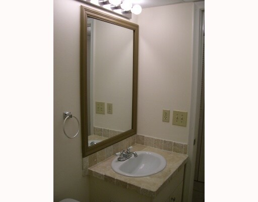 Building Photo - 2901 Fiore Way