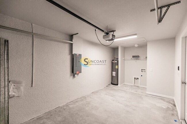 Building Photo - 378 Urbana St