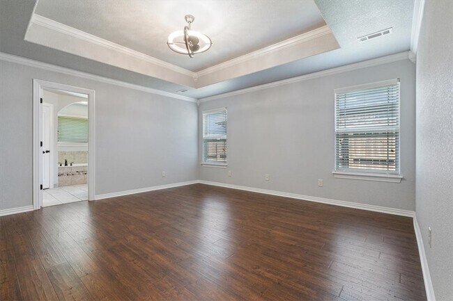 Building Photo - 6210 S 38th St