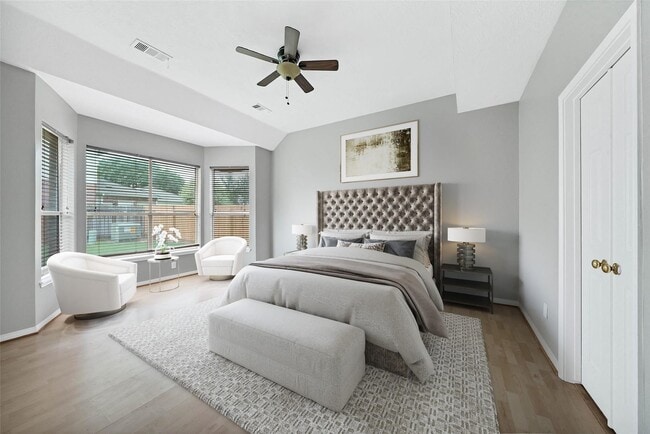 Building Photo - 15707 Rosewood Hill Ct