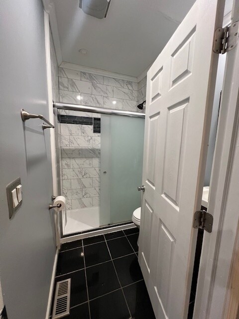 Building Photo - 215 Cherry St