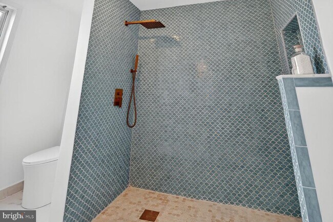 Building Photo - 4822 5th St NW