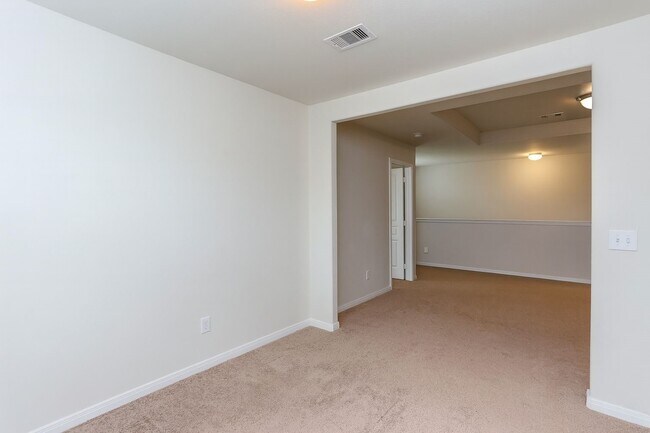 Building Photo - 914 Canyon Hill Ln