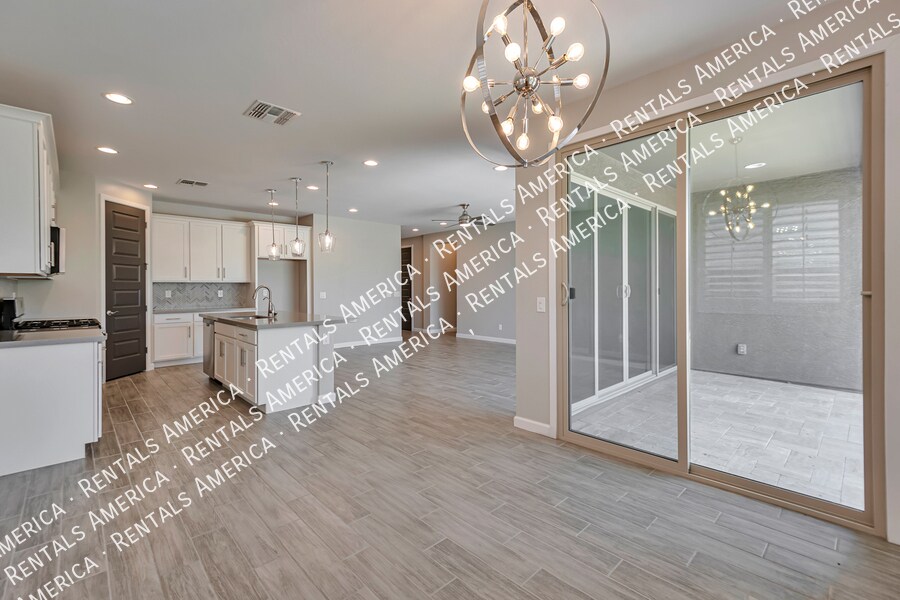 Building Photo - 22770 E Rosa Rd