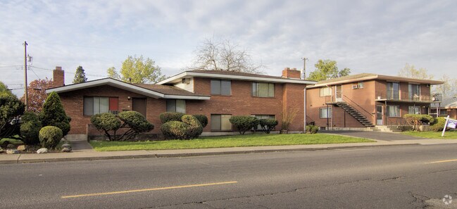 Primary Photo - E Empire Apartments