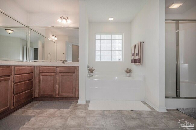 Building Photo - 5678 Tiger Woods Dr