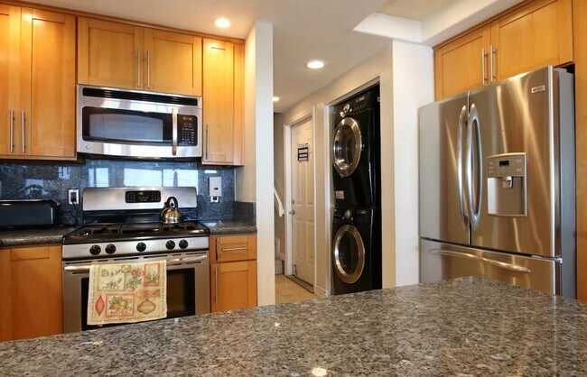 Building Photo - Beach front big duplex. Gustavo Lopez AMSI