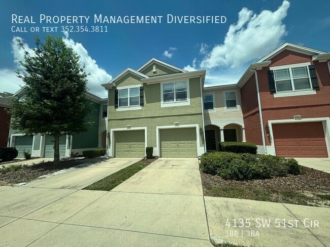 Building Photo - 4135 SW 51st Cir