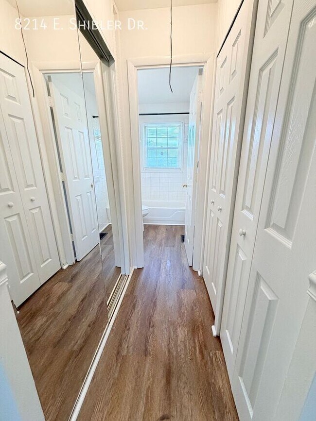 Building Photo - 8214 Shibler Dr