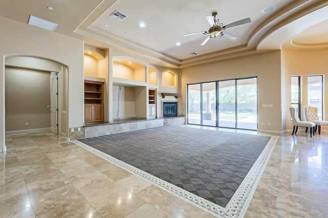 Building Photo - 18131 W Palo Verde Ct