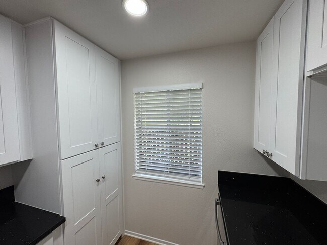 Building Photo - 25861 Marguerite Pkwy