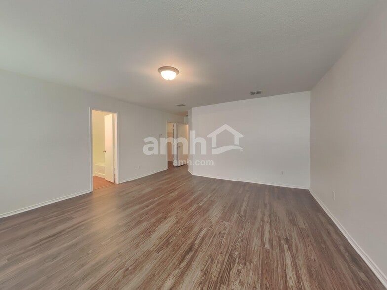 Building Photo - 4229 Golden Horn Ln