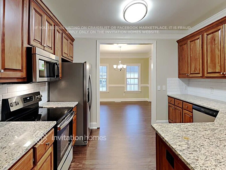 Building Photo - 239 Celestial Dr