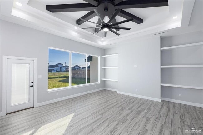 Building Photo - 19 Rabbit Run Ave