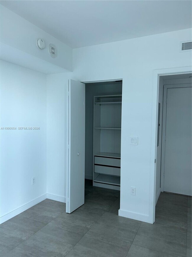 Building Photo - 1300 S Miami Ave