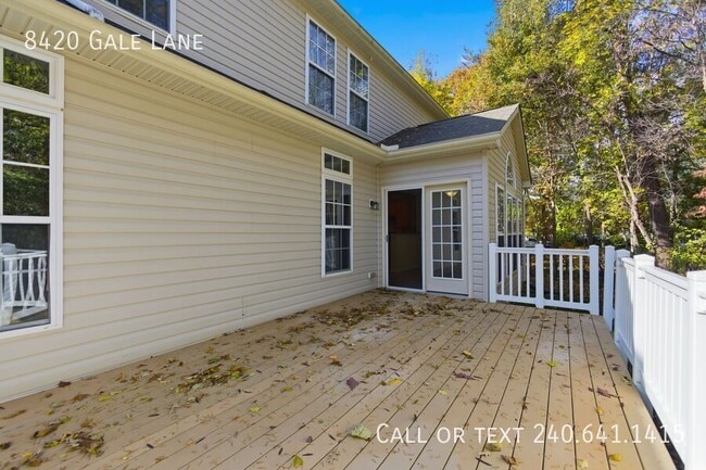 Building Photo - 8420 Gale Ln