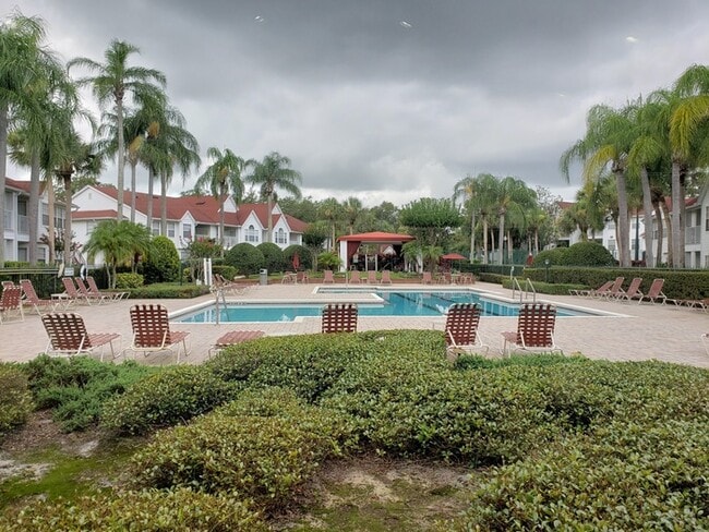 Building Photo - 1 Bed 1 Bath Third floor condo in Nice Community for Rent in Orlando $1349