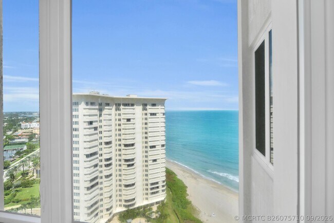 Building Photo - 550 S Ocean Blvd