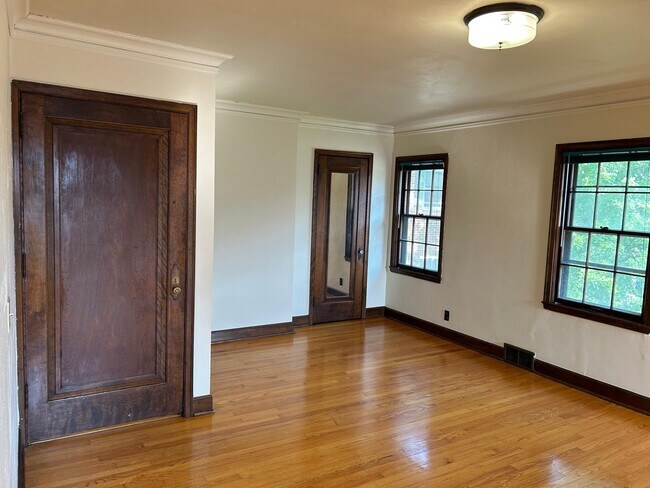 Building Photo - 2551 University Ave