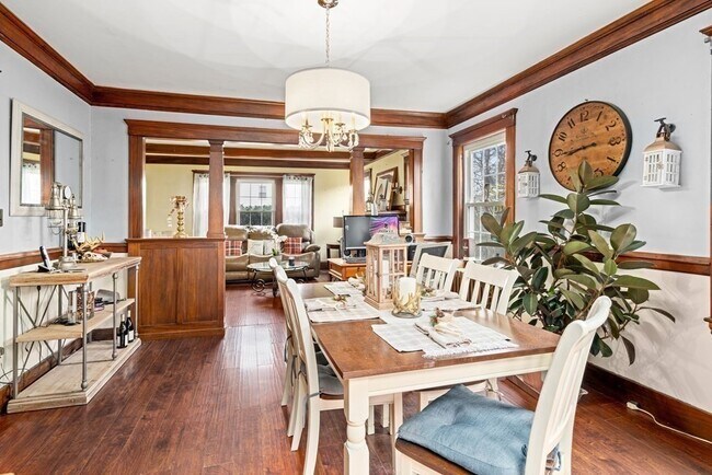 Building Photo - 162 Elliot Ave