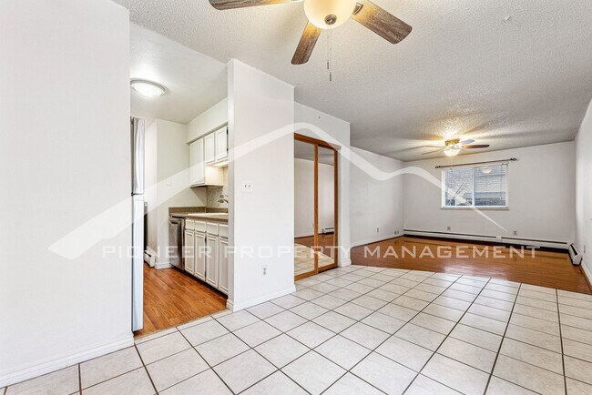 Building Photo - 6975 Mariposa St