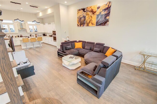 Building Photo - 2020 McGowen St