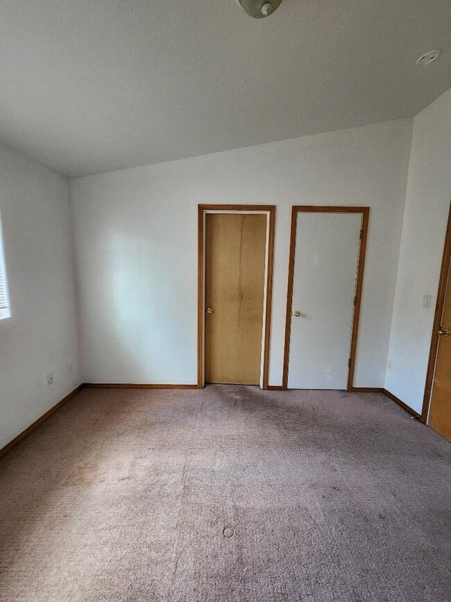 Building Photo - 4462 Live Oak St