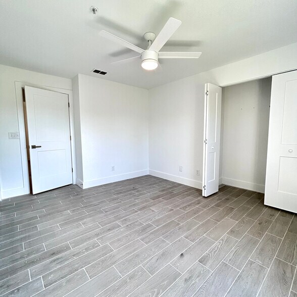 Building Photo - 8275 Ibis Club Dr