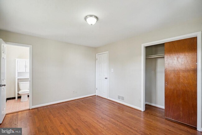 Building Photo - 4107 Javins Dr