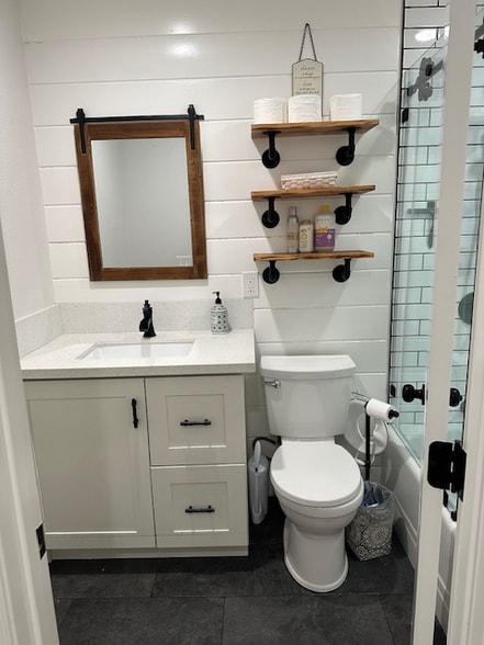 Building Photo - 15422 Norwich Cir